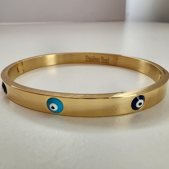 NWT Golden Triple Evil Eye Stainless Steel Bangle Bracelet - Picture 4 of 8
